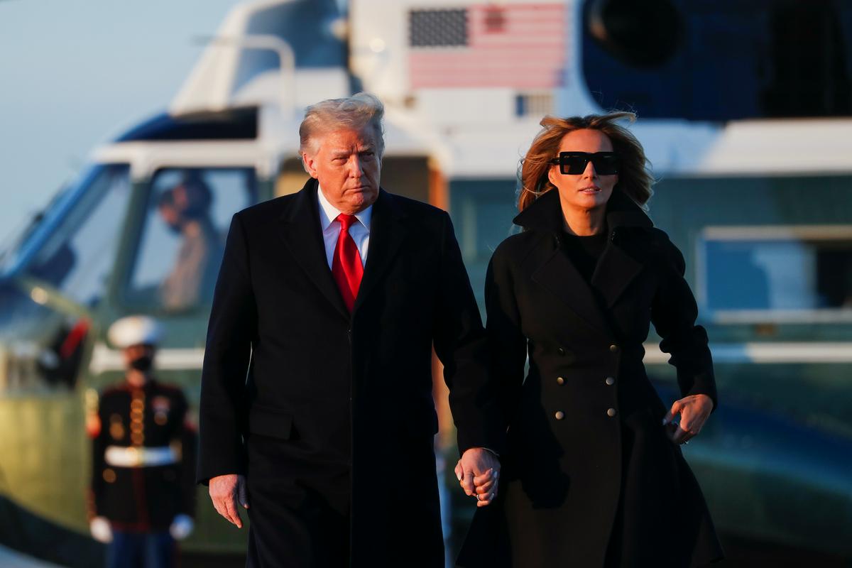 Bosta Donald in Melania Trump predčasno zapustila Belo hišo? Foto: Reuters Bosta Donald in Melania Trump predčasno zapustila Belo hišo? Foto: Reuters