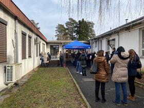 Tudi v Mariboru testiranje šolnikov - Janša po negotovosti: stroka za odprtje šol
