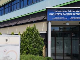 Fakulteta za vede o zdravju zaključuje pomemben cikel obnove programov